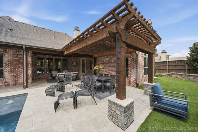 8007 S Galveston Court, Tulsa, OK 74132