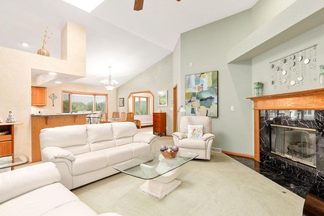 W173N7932 Bluejay COURT, Menomonee Falls, WI 53051