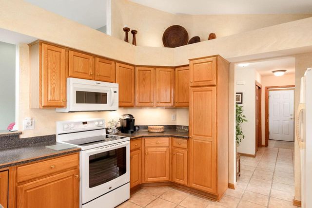 W173N7932 Bluejay COURT, Menomonee Falls, WI 53051
