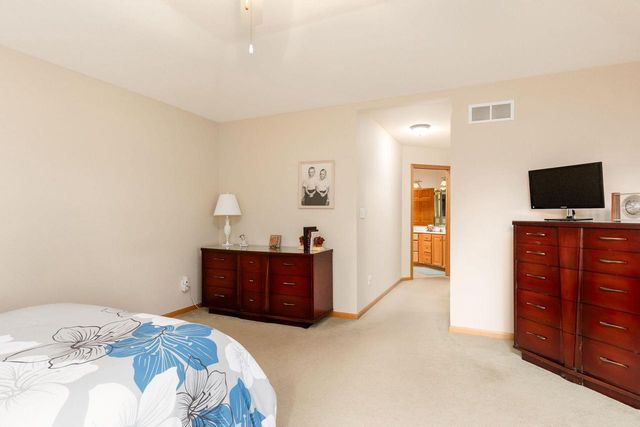 W173N7932 Bluejay COURT, Menomonee Falls, WI 53051