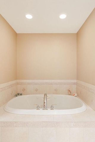 W173N7932 Bluejay COURT, Menomonee Falls, WI 53051