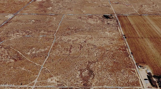 E 92nd St E Street, Lancaster, CA 93535