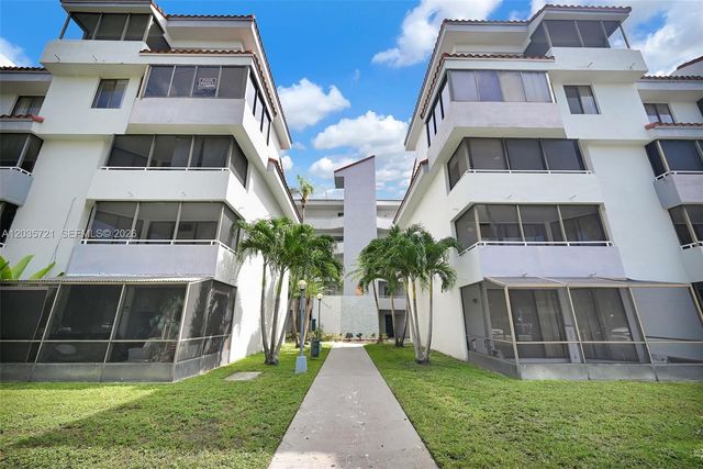 8255 SW 152nd Ave E-312, Miami, FL 33193
