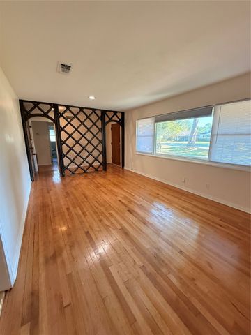 150 Justin Avenue, Shreveport, LA 71105