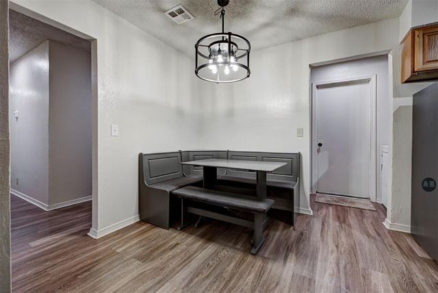 10908 Beaulaine Place, Oklahoma City, OK 73114