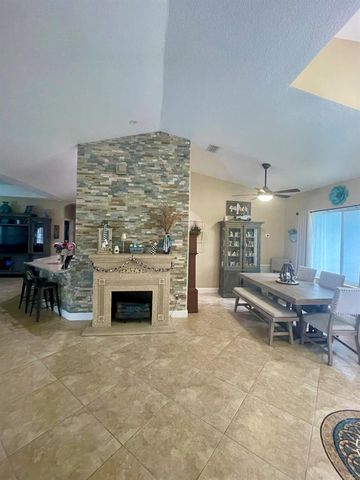 1786 SW Cordova Street, Port St. Lucie, FL 34987