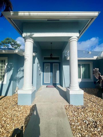 1786 SW Cordova Street, Port St. Lucie, FL 34987