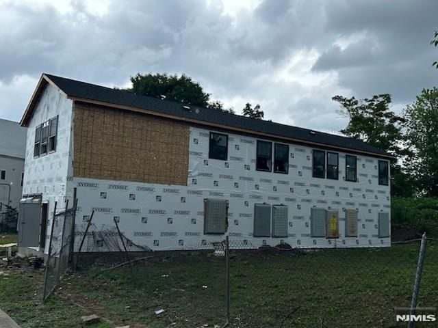 552 11th Street, Newark, NJ 07103