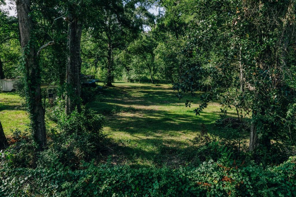 178 Cypress Street, Huffman, TX 77336