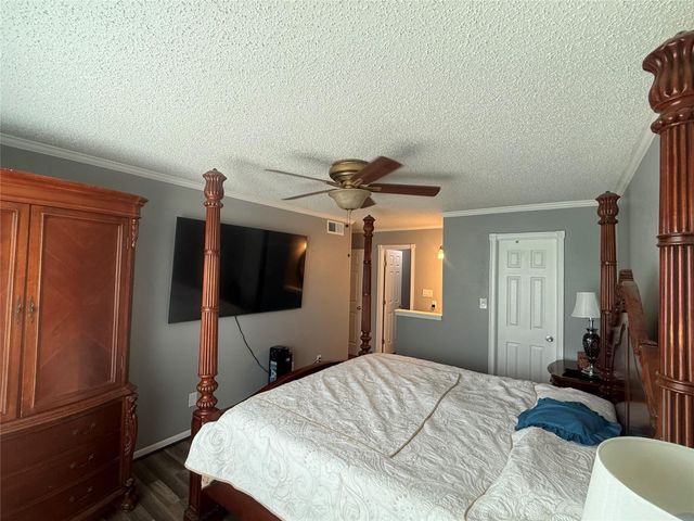 3919 Fairmont Parkway 128, Pasadena, TX 77504