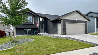 4923 TUPELO DR, Rapid City, SD 57701