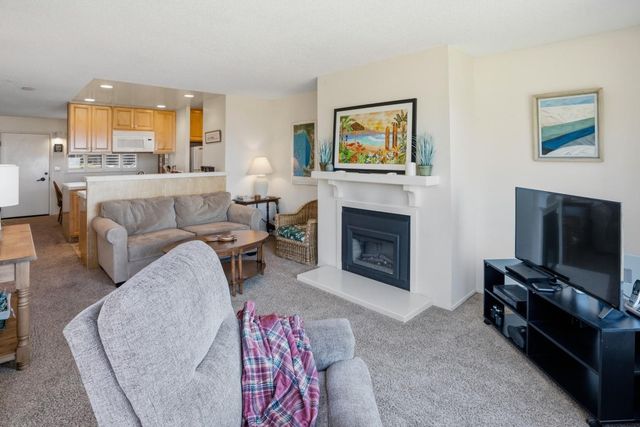 101 Shell Drive 22, Watsonville, CA 95076