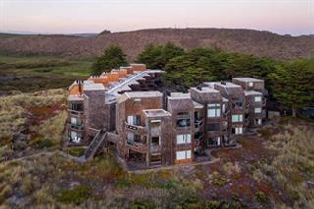 101 Shell Drive 22, Watsonville, CA 95076