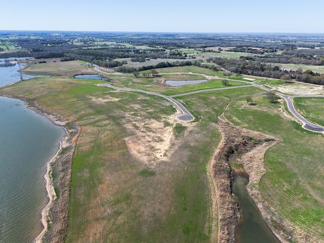 394 Crystal Cove, Dodd City, TX 75438