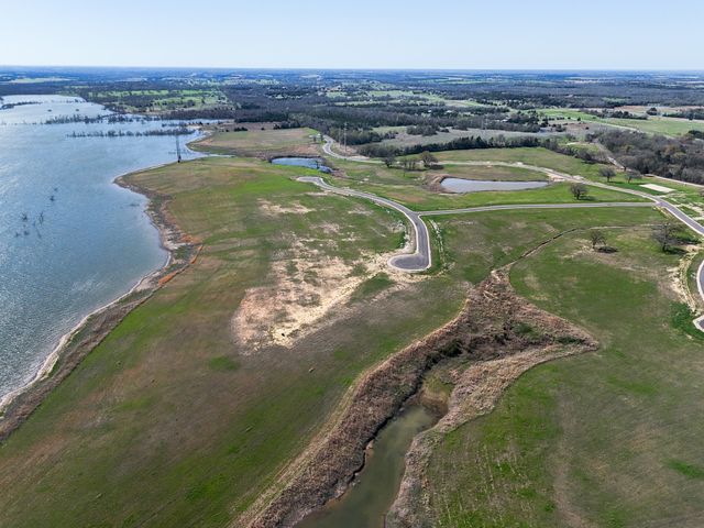 394 Crystal Cove, Dodd City, TX 75438