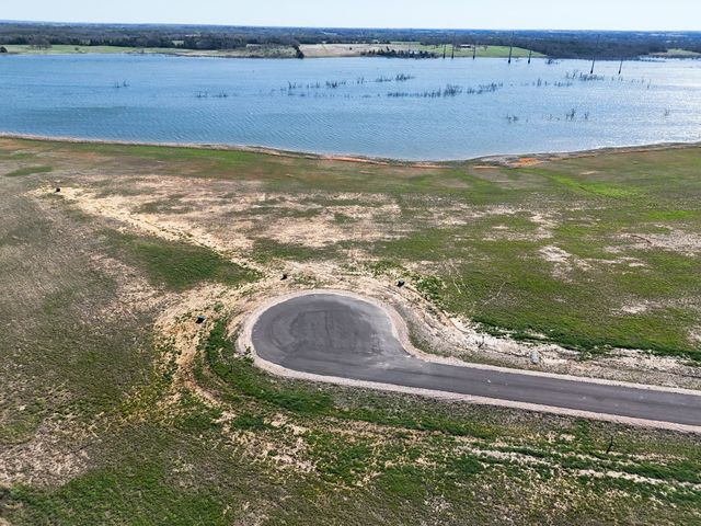 394 Crystal Cove, Dodd City, TX 75438