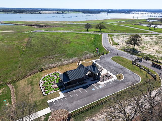 394 Crystal Cove, Dodd City, TX 75438