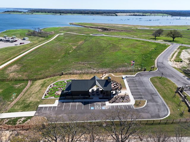 394 Crystal Cove, Dodd City, TX 75438