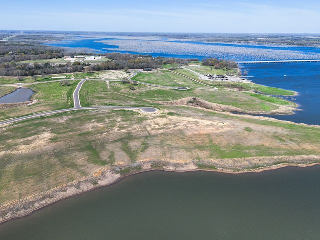 394 Crystal Cove, Dodd City, TX 75438