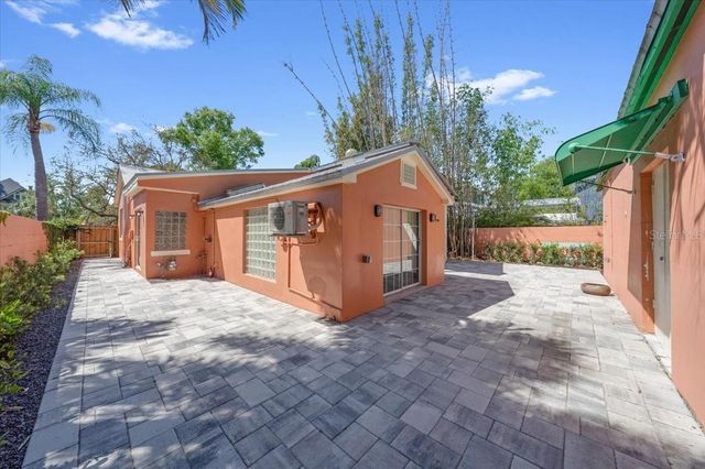 225 17TH AVENUE SE, St Petersburg, FL 33701