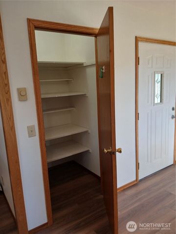 10 Spruce Lane, South Bend, WA 98586