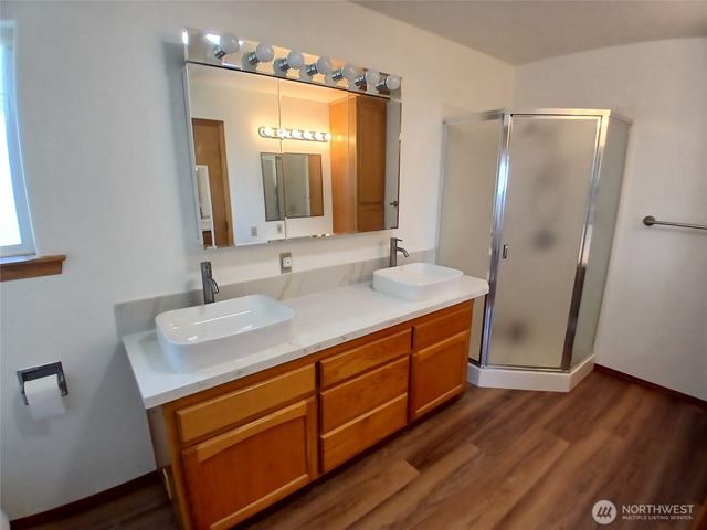 10 Spruce Court, South Bend, WA 98586