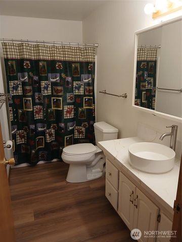 10 Spruce Court, South Bend, WA 98586