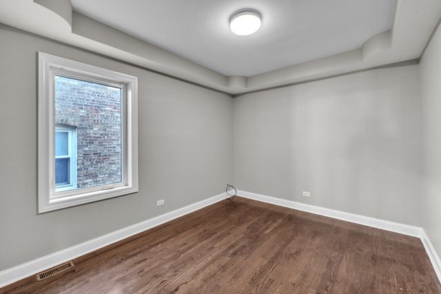 1816 Clinton Avenue, Berwyn, IL 60402