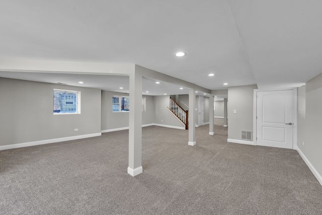 1816 Clinton Avenue, Berwyn, IL 60402