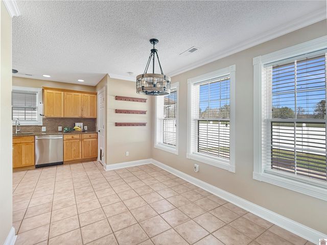 150 Wrather Rd, Murray, KY 42071