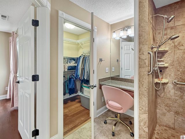 150 Wrather Rd, Murray, KY 42071