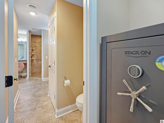 150 Wrather Rd, Murray, KY 42071