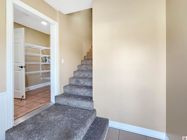 150 Wrather Rd, Murray, KY 42071