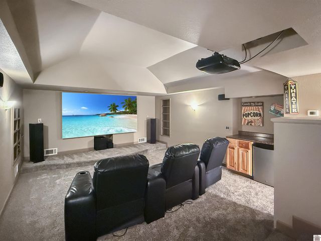 150 Wrather Rd, Murray, KY 42071