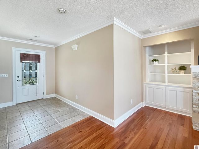 150 Wrather Rd, Murray, KY 42071