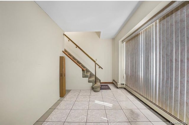 758 Wyngate Drive, Valley Stream, NY 11580