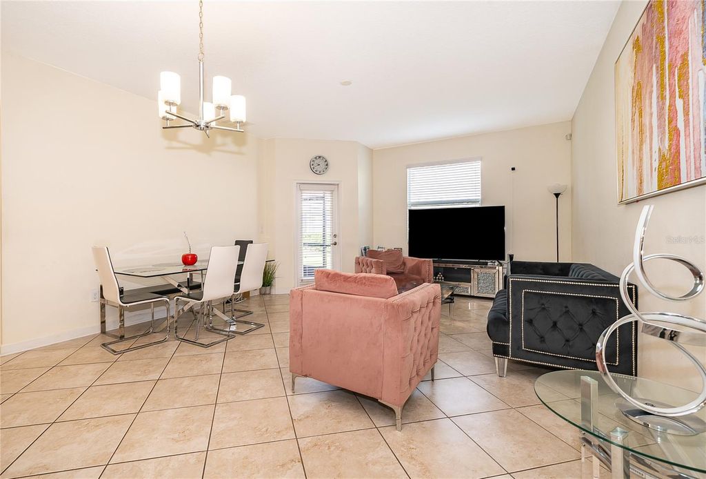 Image 7 of property listing at 15234 HARRINGTON COVE DRIVE, Orlando, FL 32824