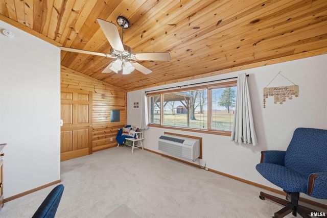 729 N CONN Road, Hanna City, IL 61536