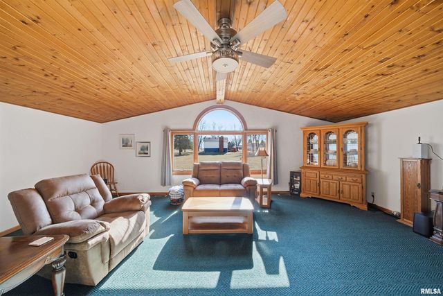 729 N CONN Road, Hanna City, IL 61536