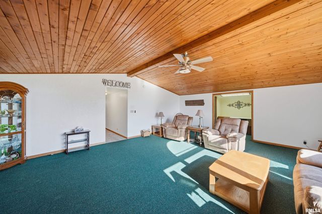 729 N CONN Road, Hanna City, IL 61536