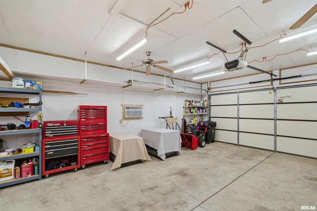 729 N CONN Road, Hanna City, IL 61536