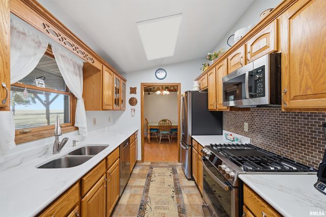 729 N CONN Road, Hanna City, IL 61536