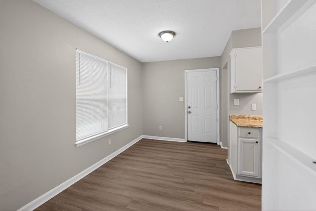 3709 BLUFF WOOD DR, Memphis, TN 38128