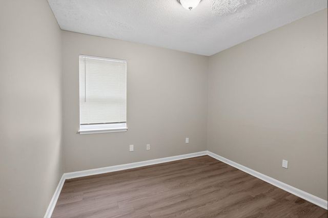 3709 BLUFF WOOD DR, Memphis, TN 38128