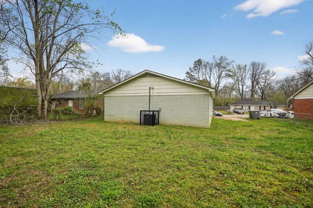 3709 BLUFF WOOD DR, Memphis, TN 38128