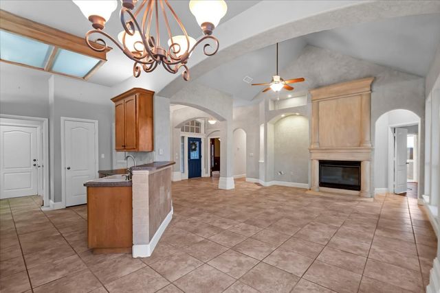 6910 Tradonna Lane, North Richland Hills, TX 76182