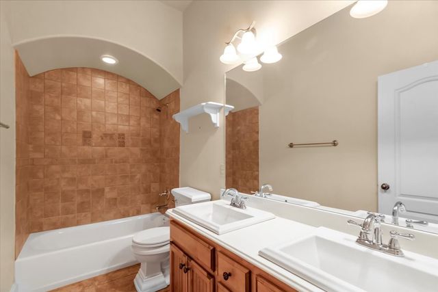 6910 Tradonna Lane, North Richland Hills, TX 76182