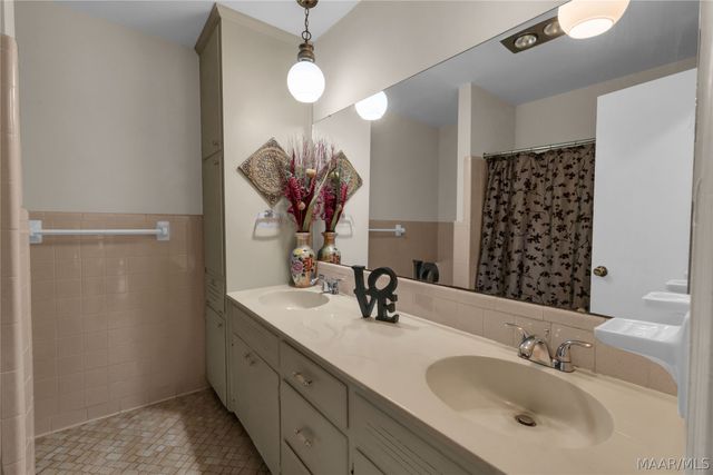 3581 Foxhall Drive, Montgomery, AL 36111