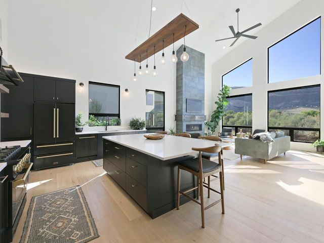 417 Granite Falls Way, Grand Junction, CO 81507