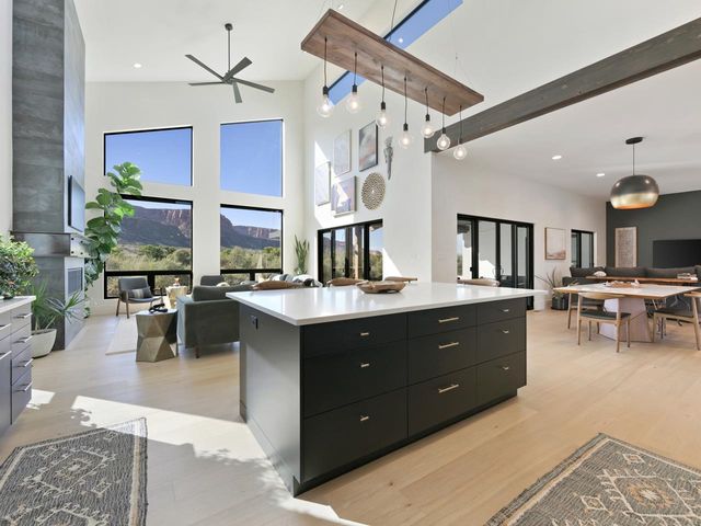 417 Granite Falls Way, Grand Junction, CO 81507